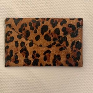 Lodis Leopard clutch